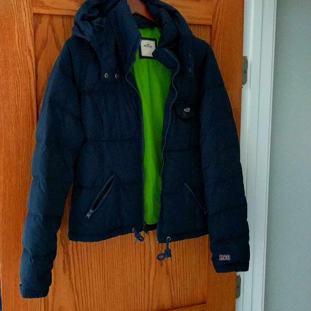Hollister navy blue down jacket size L
